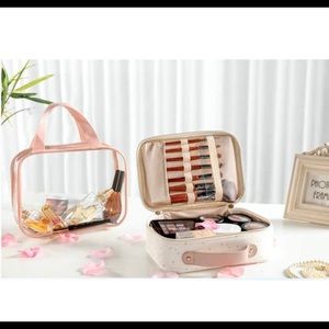 Makeup organizer bag